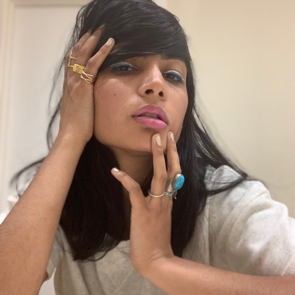 Meet your Posher, Veena - Picture 1 of 1